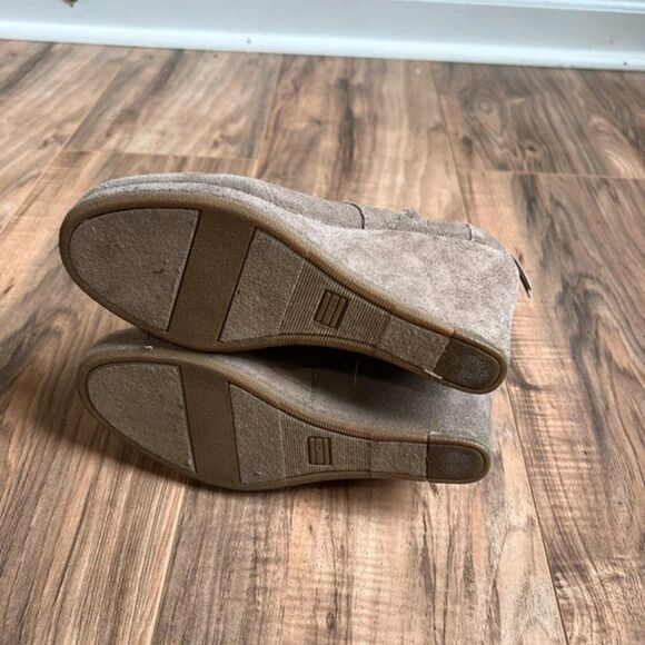 Toms wedge boots size 6.5 W - Picture 2 of 4